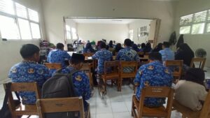 Rapat Evaluasi, Kenaikan Kelas, dan Pembagian Tugas Wali Kelas/Guru Mata Pelajaran MIN 1 Mamuju