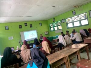 BIMTEK Kurikulum Berbasis Cinta Digelar di MTs DDI Tapandullu