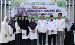 Ujian Akhir Madrasah MTs Miftahul Ulum Toabo Berlangsung Lancar