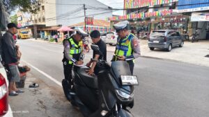 Satlantas Polres Parepare Intensifkan Commander Wish, Tegakkan Disiplin Berlalu Lintas di Jalan Baumassepe